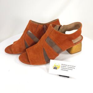 Bernardo Casual Zip Heeled Sandal Womens Size 10 M HB38E Orange